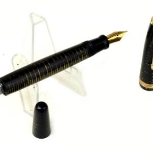vintage-parker-vacumatic-green-striped-barrel-fountain-pen-14K-solid-gold-Fine-nib-USA