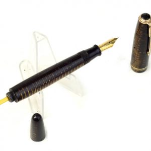 vintage-parker-vacumatic-tiger-eye-barrel-fountain-pen-14Karat-solid-gold-F-nib-USA