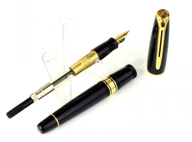 Buy waterman charleston black fountain pen with 18CT 750 gold M nib