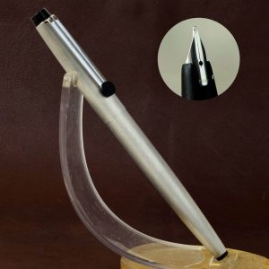 Vintage Lamy 26p fountain pen -Semi hooded M  nib - mint
