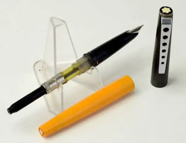 Vintage Montblanc carrera  fountain pen  with semi hooded M nib - Clean - Image 2