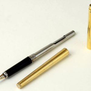 vintage-parker-180-golden-barrel-fountain-pen-14K-dualside-XM-nib-USA