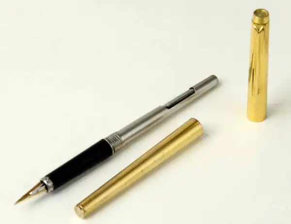 Vintage parker 180 fountain pen with gold filled barrel 14K F and M dual nib - Used - Image 2