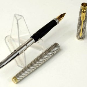 vintage-parker-75-sterling-silver-barrel-fountain-pen-14K-solid-gold-Fine-nib-USA