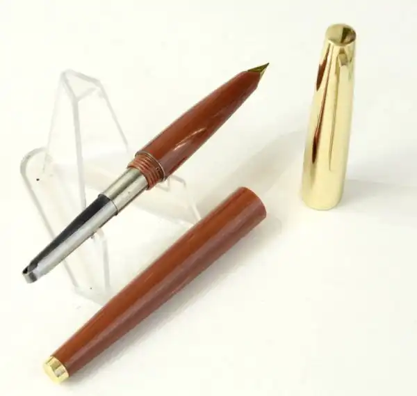 Vintage pilot 100 taupe brown fountain pen - 14K solid gold F nib - Used - Image 2