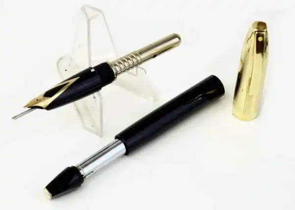 Vintage Sheaffer PFM V (pen for men) snorkel  fountain pen  with 14K solid gold F nib - Mint - Image 2