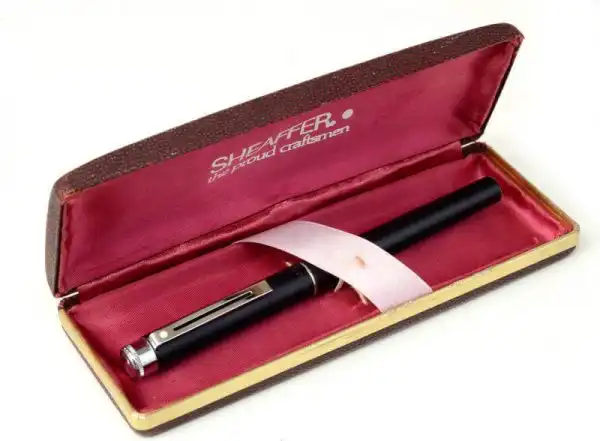 Vintage sheaffer targa 1002 black fountain pen  with inlaid steel M nib - NOS - Image 2