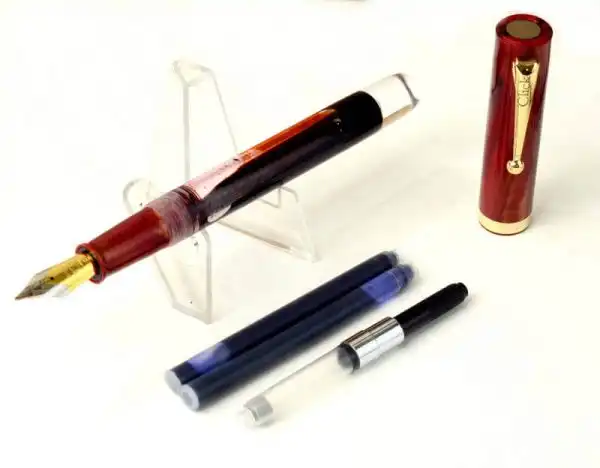 click Orion demonstrator barrel fountain pen with 3 nib options - Brand new - Image 2