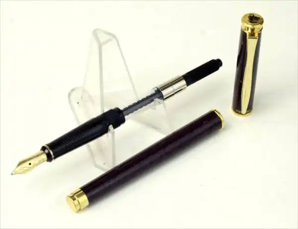 Pelikan new classic P381 fountain pen with 14C solid gold B nib - Near NOS - Image 2