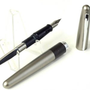 pilot-metropolitian-metallic-grey-fountain-pen-Japan