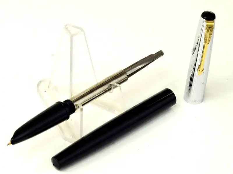 vintage-parker-17-fountain-pen