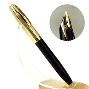 Vintage Sheaffer PFM V (pen for men) snorkel fountain pen with 14K solid gold F nib - Mint