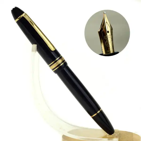 Montblanc Meisterstück 146 Piston Filler fountain pen 14K solid Gold B nib  - Mint