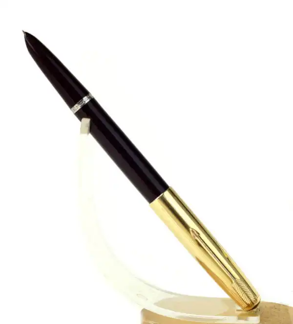 Vintage parker 51 burgundy fountain pen  with 14 Karat solid gold F nib - Used - Image 2
