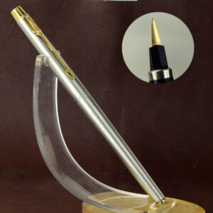 Vintage parker classic arrow flighter fountain pen slim with 180 M nib - Used