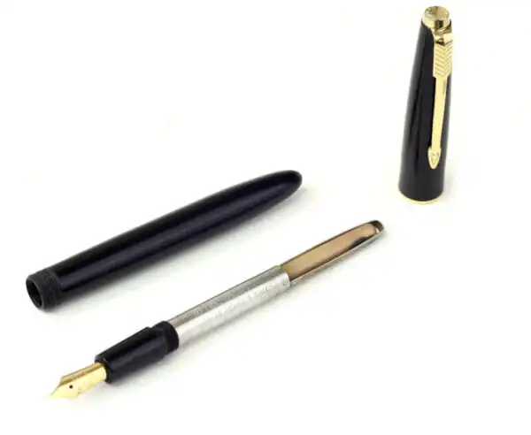 Vintage parker slimfold black fountain pen with 14C gold M nib - Clean - Image 2