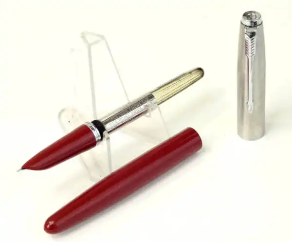 Vintage parker 21 red  fountain pen with steel medium nib - Mint - Image 2