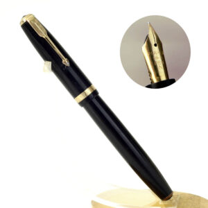 Antique parker duofold major button filler fountain pen with 14 Karat gold M nib - clean