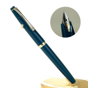 Pilot Vintage  55  fountain pen teal barrel -  Pilot steel F nib  - Used