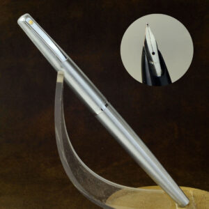 Vintage sheaffer lady chrome barrel fountain pen with hooded M nib - mint