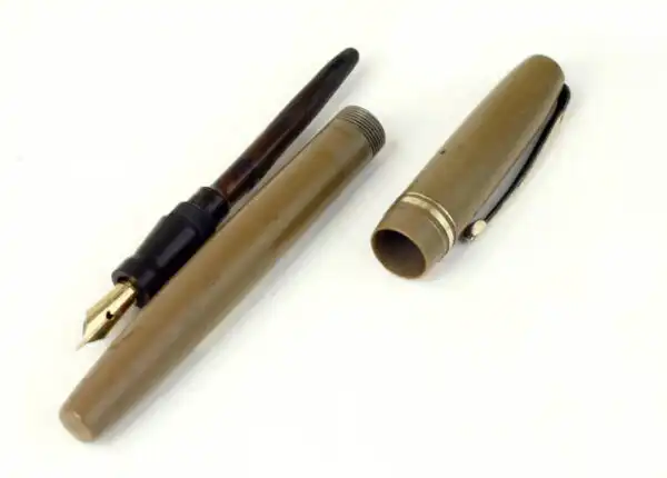 Vintage swan lever filler fountain pen with 14C gold F nib - Used - Image 2