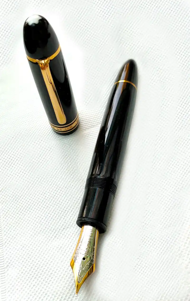 Montblanc Meisterstück 149 Piston Filler fountain pen 18K gold 750 F nib -  Super mint - Image 2
