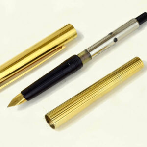 St-dupont-classic-vermeil-fountain-pen-gold-nib