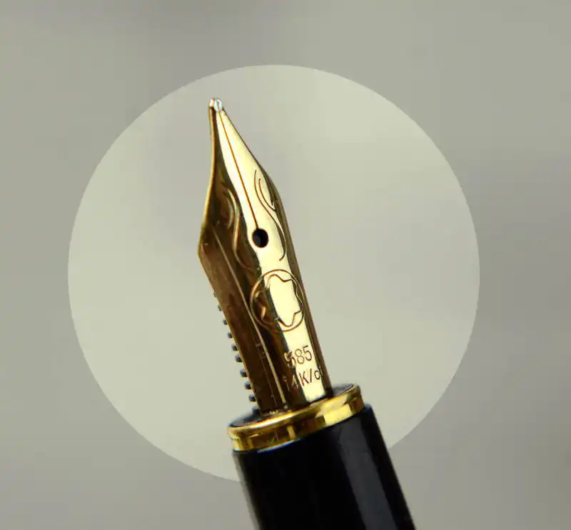 Montblanc Noblesse oblige fountain pen 14K platinum gold M