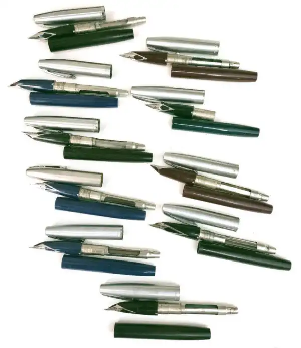 Vintage sheaffer 440 fountain pens with M nib - clean used - With vintage converter - Image 2