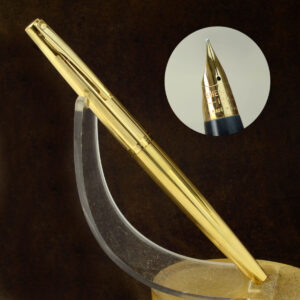 Vintage sheaffer stylist 777 fountain pen 14K solid gold M nib – Clean