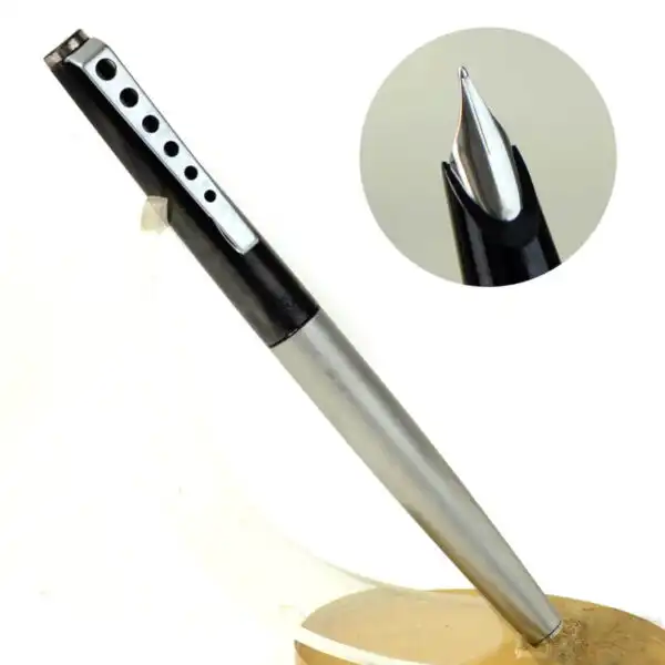 Vintage Montblanc carrera  fountain pen  with semi hooded M nib - Clean