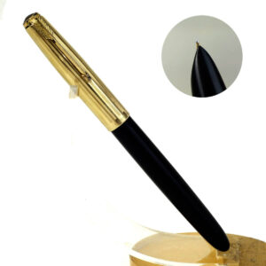 Vintage parker 51 black fountain pen  with 14 Karat solid gold F nib - Used