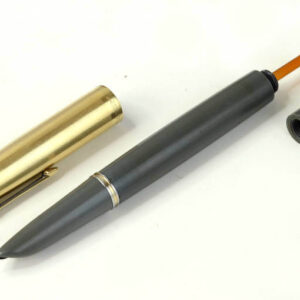 vintage-parker-51-vac-dove-grey-barrel-fountain-pen