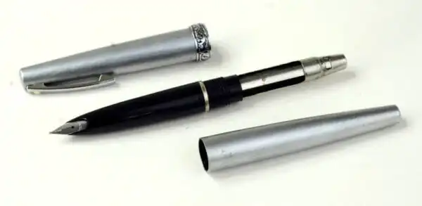 Vintage sheaffer lady brused chrome barrel fountain pen with conical M nib - Clean - Image 2