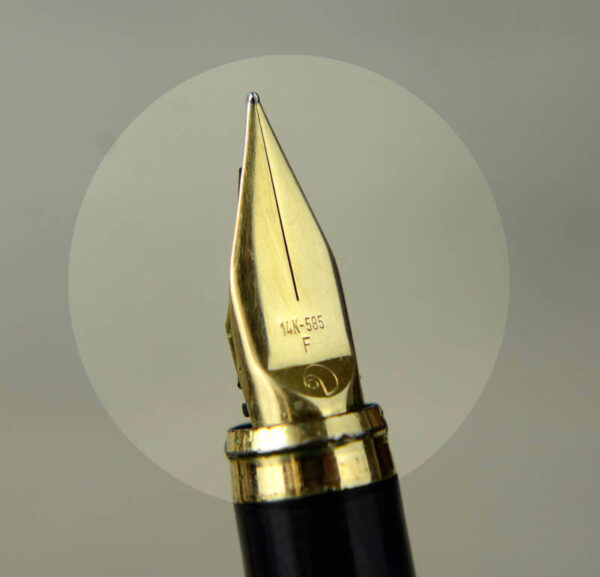 Buy vintage elysee slim barrel fountain pen with 14K 585 F nib online