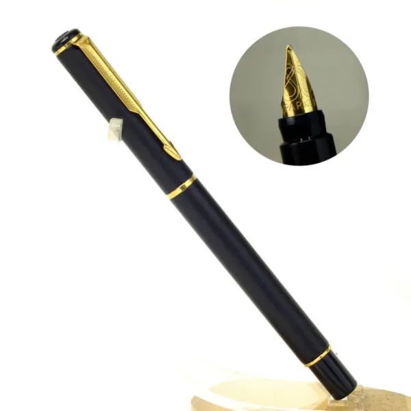 Parker rialto black fountain pen -  gold plated M Nib - clean