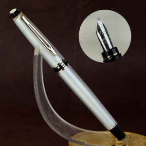 Waterman Expert Silver tone barrel used fountain pen - Steel B nib - Clean
