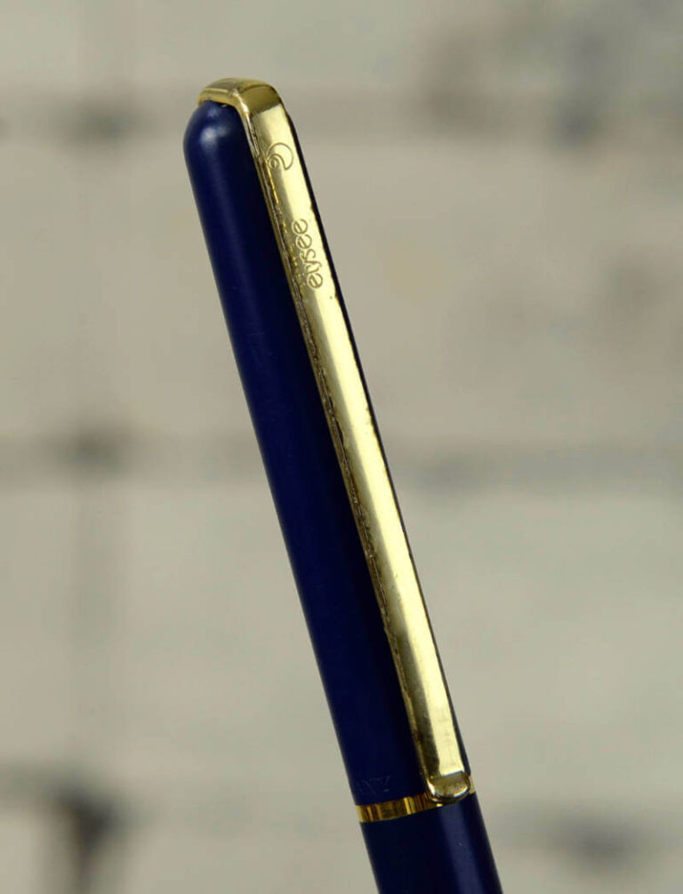 Buy vintage elysee 60 slim barrel fountain pen with plated M nib online