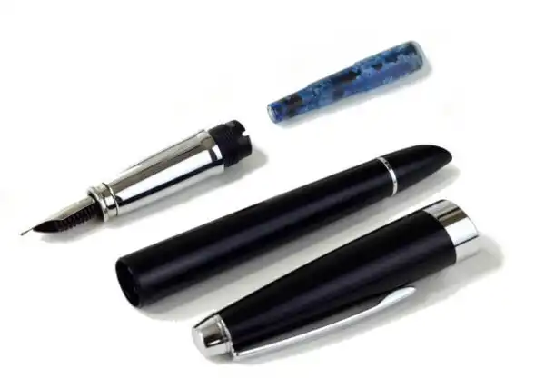Cross aventura black fountain pen with steel M nib - Clean - Image 2