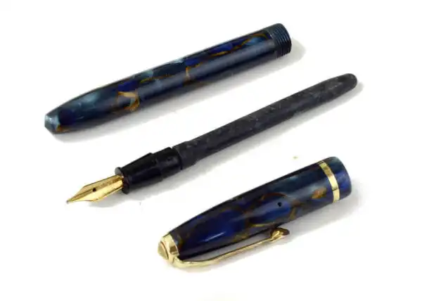 Vintage conway stewart dinkie 550 mini lever filler fountain pen - 14K gold flex nib - Image 2