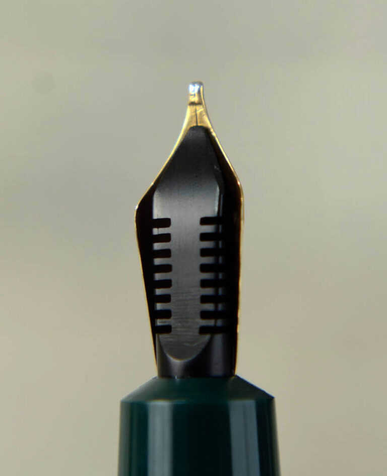 Buy Vintage parker duofold fountain pen with 14K gold M nib online