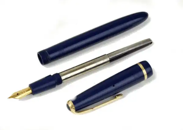 Vintage parker slimfold navy fountain pen with 14C gold M nib - Used - Image 2