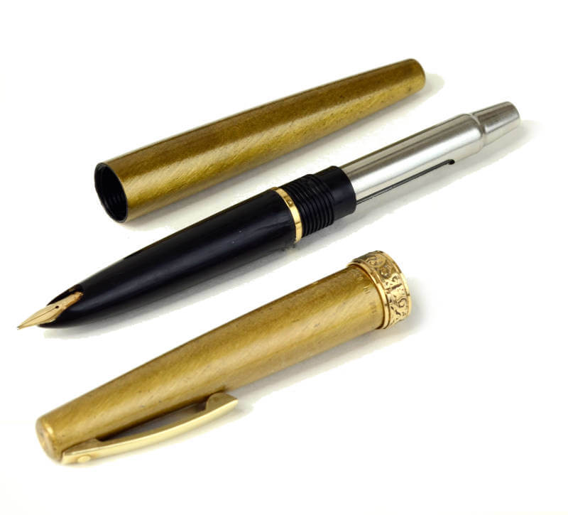 New SHEAFFER Lady Sheaffer BlacK Lacquer & Gold Ballpoint Pen USA Made 