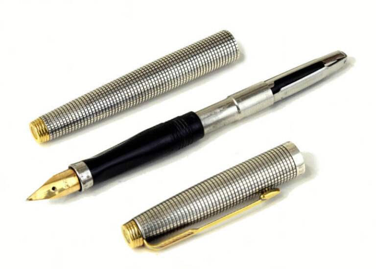 Vintage parker 75 sterling silver fountain pen with 14K gold fine nib