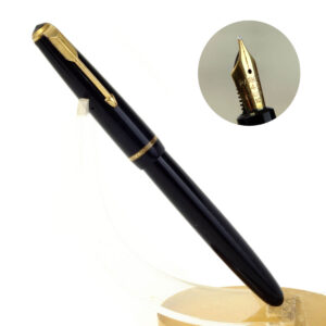 Vintage parker victory Mark V fountain pen with 14K gold M nib - Used
