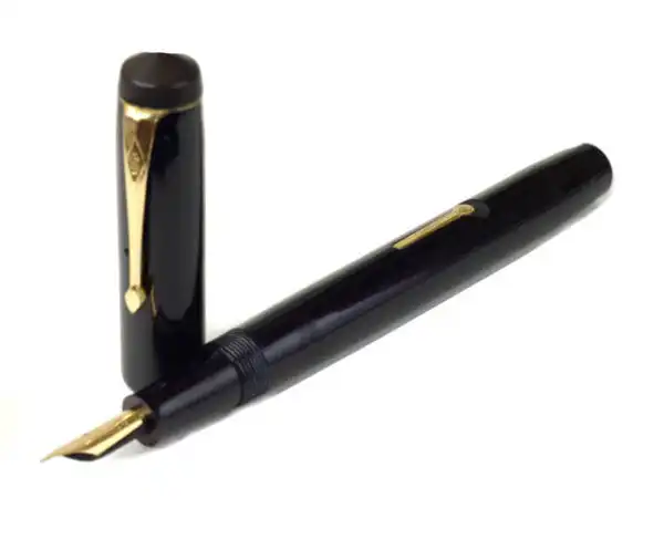 Vintage conway stewart 475 lever filler fountain pen -  14K solid gold M nib - Clean - Image 2