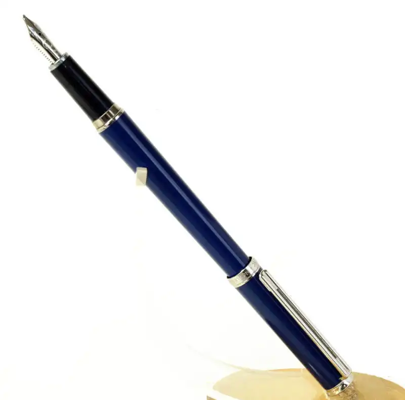 万年筆　montblanc noblesse oblige 14k 585 Montblanc Noblesse oblige fountain pen 14K platinum gold M