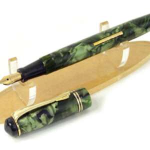 vintage-unique-lever-filler-fountain-pen-14C-gold-nib