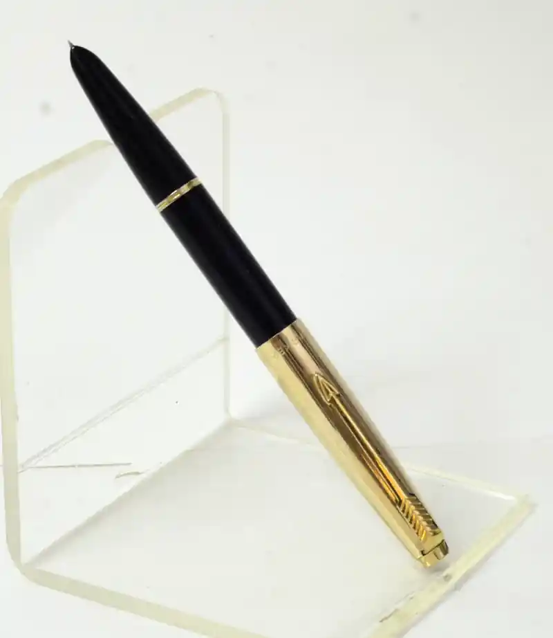 parker 17 lady GF fountain pen. gold nib