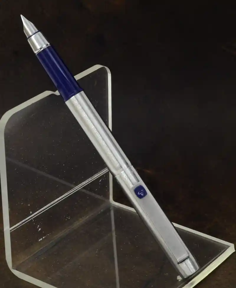 parker 25 brushed chrome fountain pen